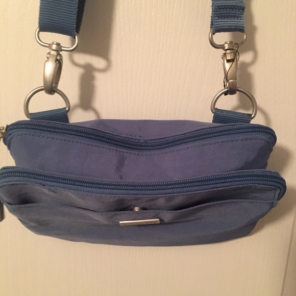 Baggallini Cross Body / Waist Belt - Picture 2 of 9